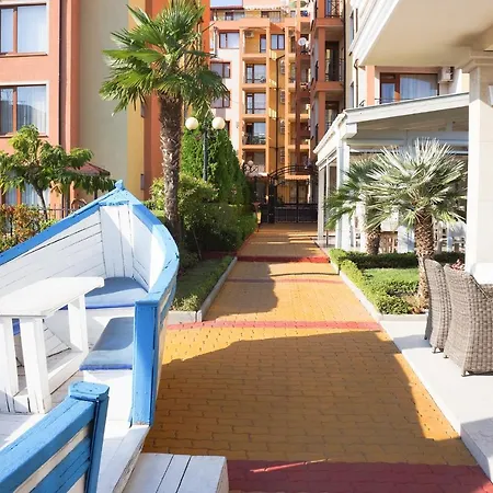 Apartcomplex In Viktorio 3 Sveti Vlas