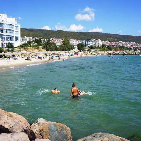 Apartcomplex In Viktorio 3 Sveti Vlas